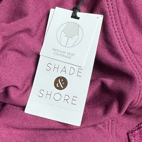 Shade & Shore Ribbed Plunge Twist Front One Piece Swimsuit Size Small NWT - Picture 8 of 9